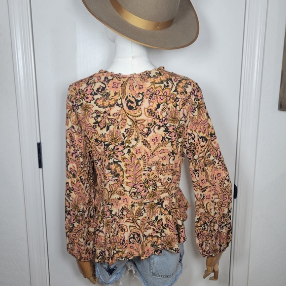 Vici Boho Paisley Peplum Tie Waist Deep V Neck Top Size Small - Picture 7 of 11